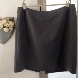 Grey skirt 20W